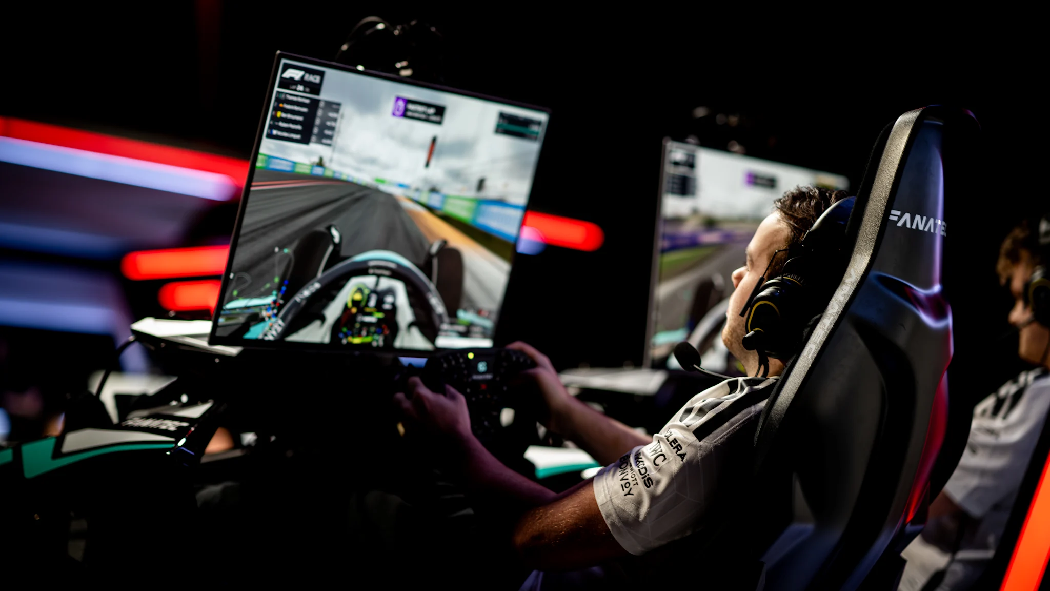开云线上登录 R10 排位赛直播：2026 F1 模拟赛世锦赛墨西哥城站实时看点